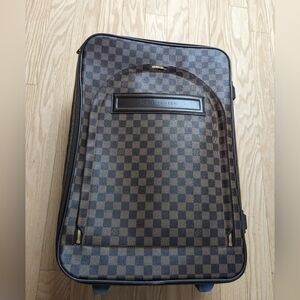 Labor Day Sale! 37% off Authentic Louis Vuitton Pegasus 55 damier carry on